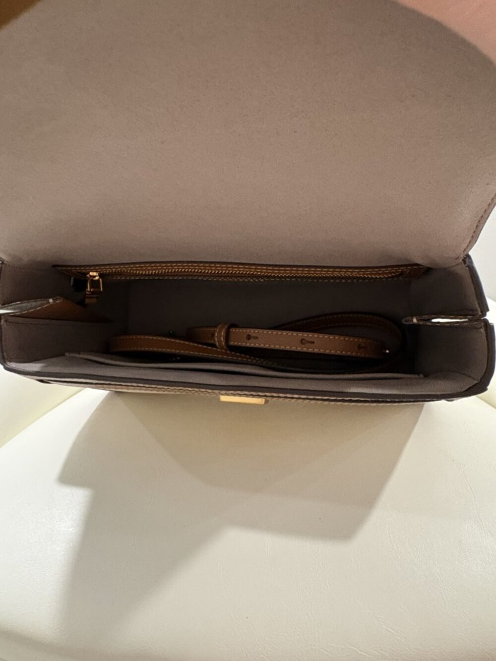 Cream & Tan Purse - Picture 4 of 6
